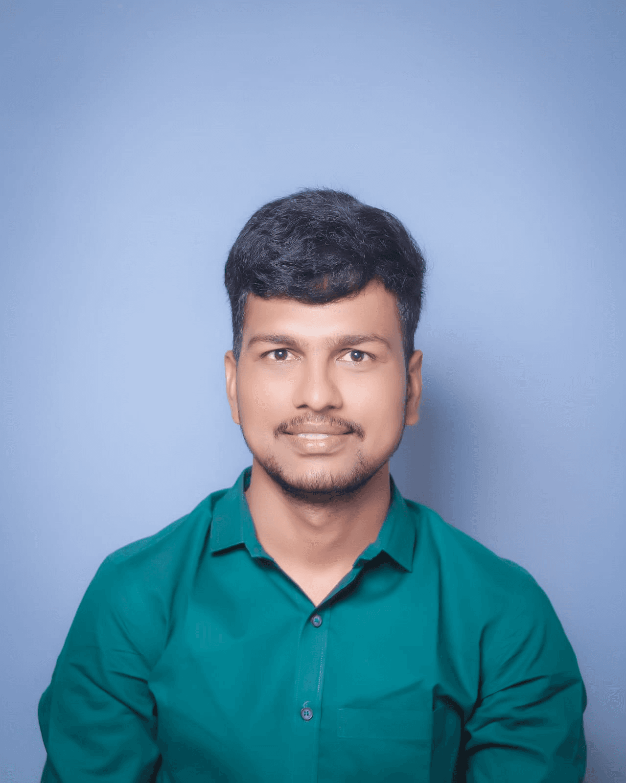 Akash Shubhangi Birudev Gadade — Founder & Managing Director of Samarth Security